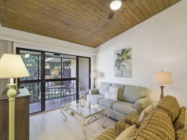 Marco Island Condo 1026810