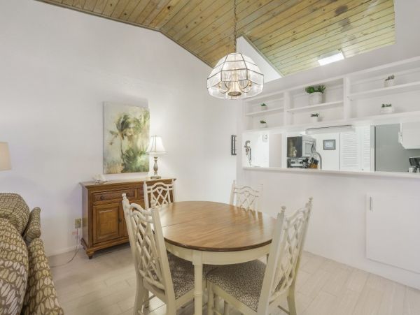 Marco Island Condo 1026810