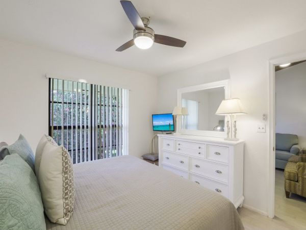 Marco Island Condo 1026810