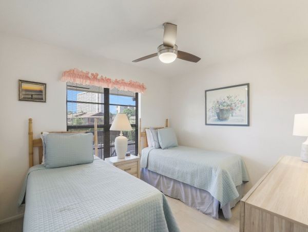 Marco Island Condo 1026810