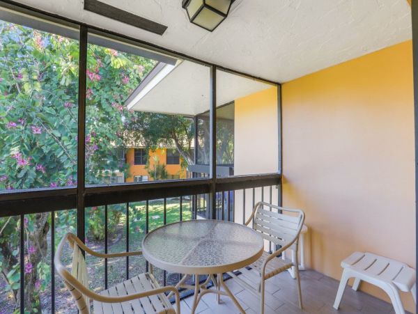 Marco Island Condo 1026810