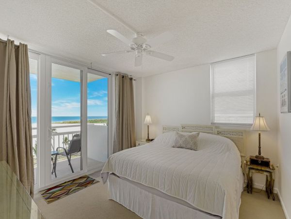 Marco Island Condo 1026811