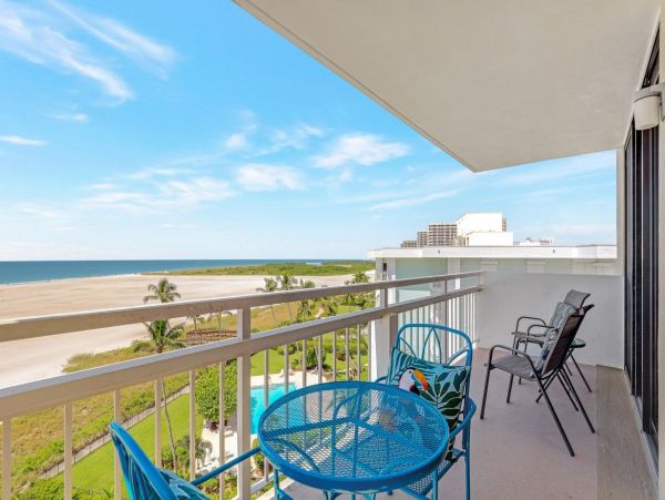 Marco Island Condo 1026811
