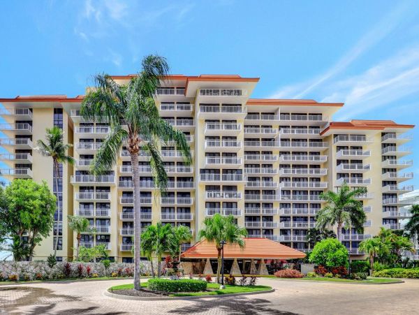 Marco Island Condo 1026811