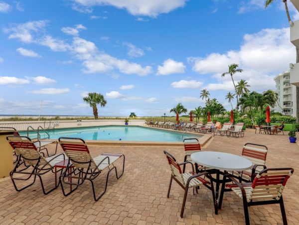 Marco Island Condo 1026811