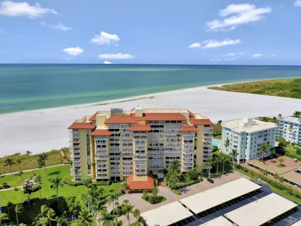 Wow the Views Just Don't Get Better Than This! Marco Luxury Condo