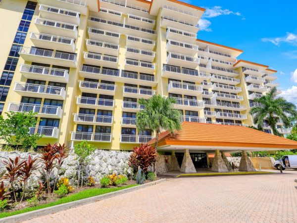 Wow the Views Just Don't Get Better Than This! Marco Luxury Condo