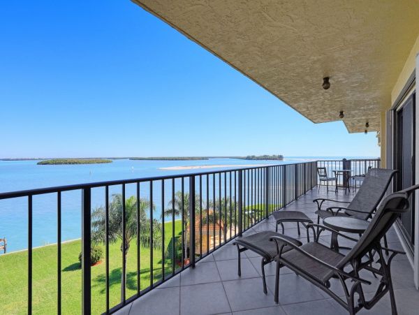 Marco Island Condo 1026813