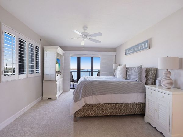 Marco Island Condo 1026813