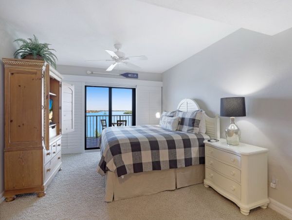 Marco Island Condo 1026813