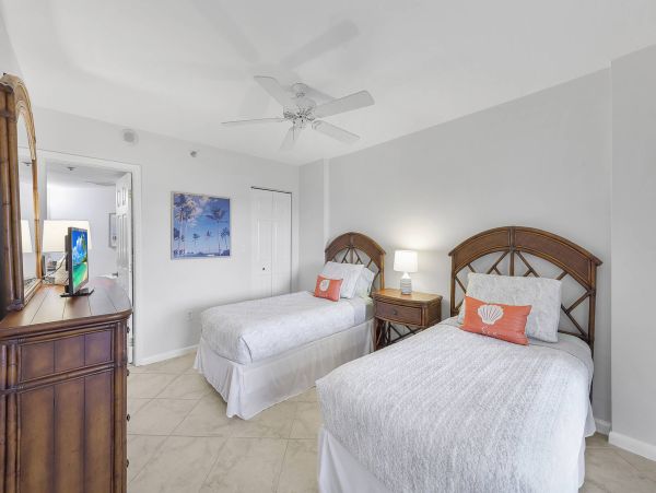 Marco Island Beachfront Vacation Rental – Luxury Condo with Gulf Views
