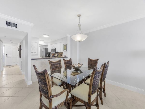 Marco Island Beachfront Vacation Rental – Luxury Condo with Gulf Views