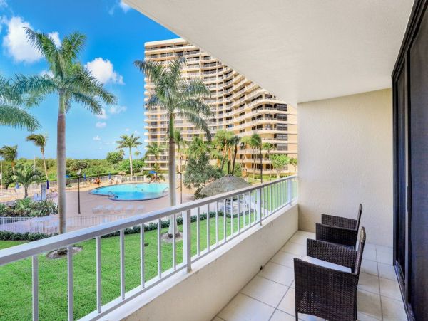 Marco Island 2 Bedroom Condo with Great Views