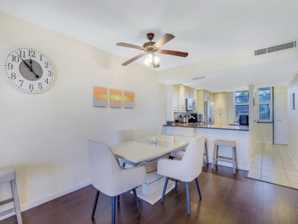Marco Island 2 Bedroom Condo with Great Views