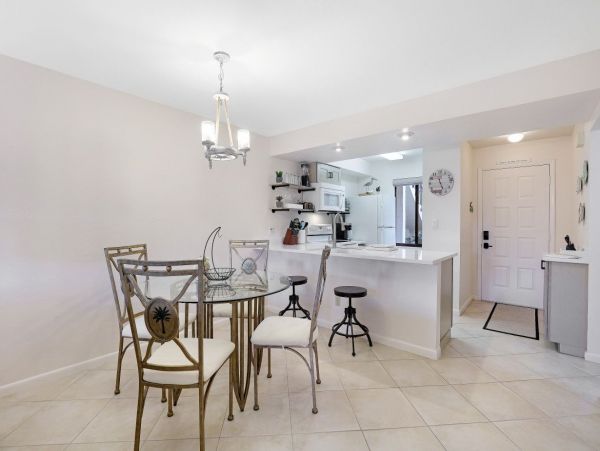 Marco Island Condo 1026819