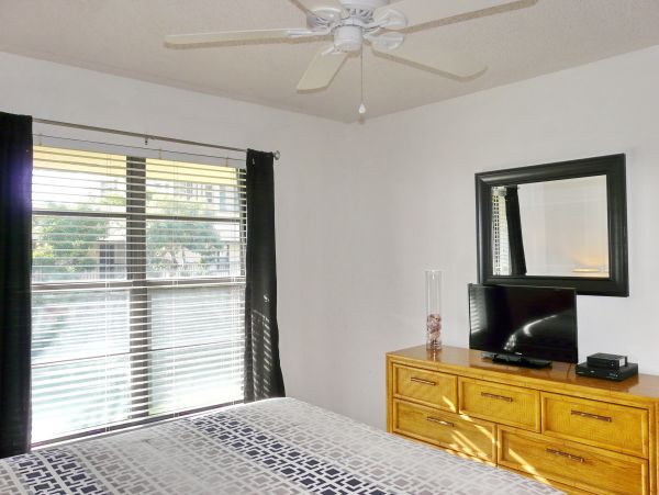 Marco Island Condo 1026820