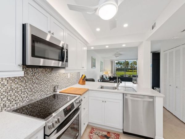 Marco Island Condo 1026821