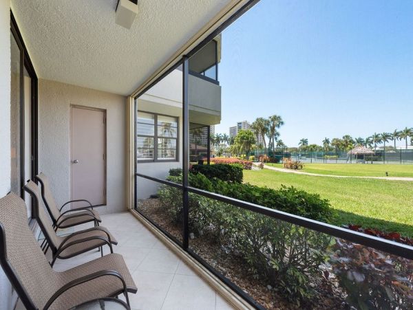Marco Island Condo 1026821