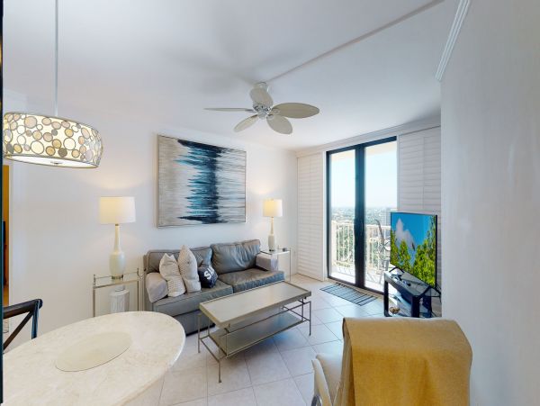 Marco Island Condo 1026835