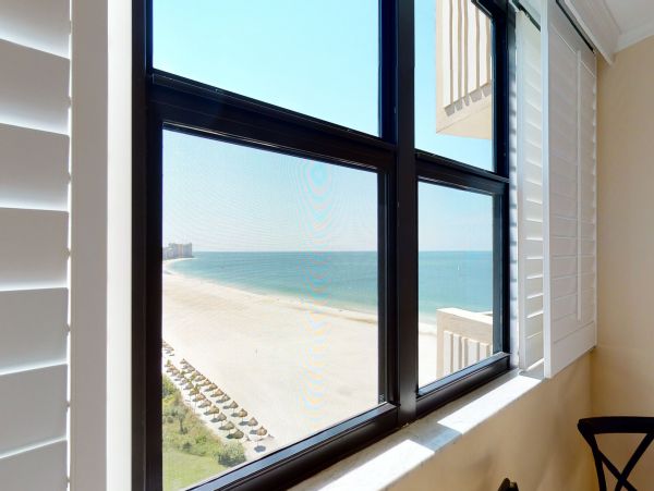 Marco Island Condo 1026835