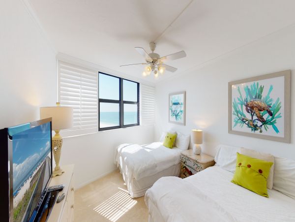 Marco Island Condo 1026835