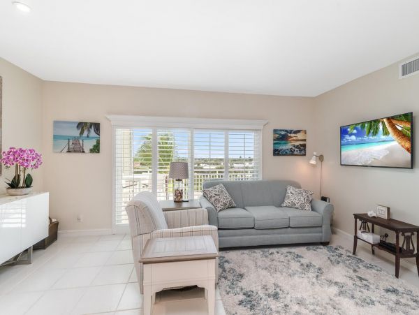 Marco Island Condo 1026838
