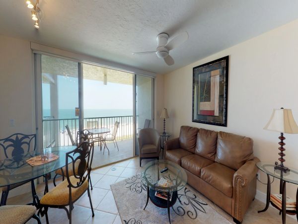 Charming Vacation Condo in Marco Island Full Ocean Views