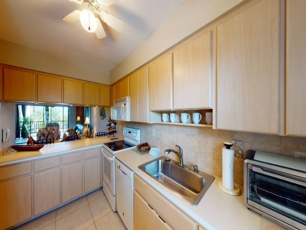 Marco Island Vacation Condo 2 Bedroom Across Street Public Beach Access