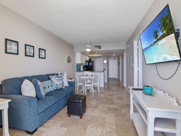 Full Gulf Views on Marco at an Affordable Price
