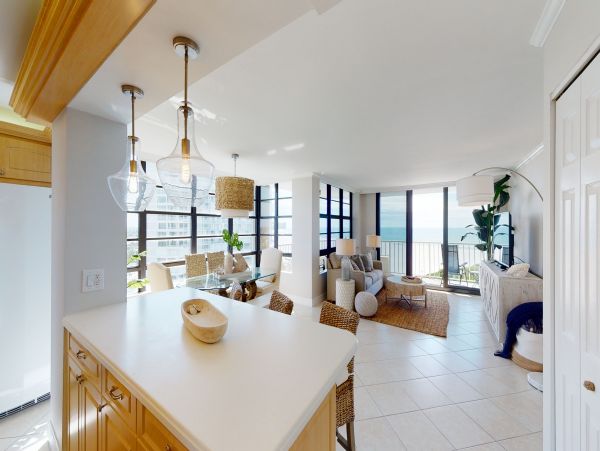 Marco Island Condo 1026843