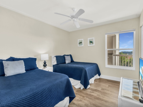 Marco Island Vacation Condo Two Bedrooms Short Walk To Beach
