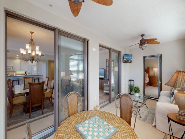 Marco Island Condo 1026846