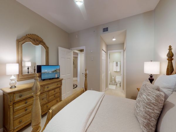 Marco Island Condo 1026846