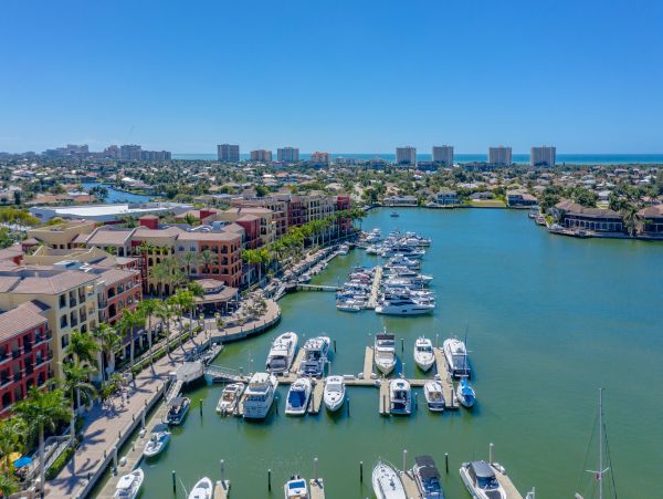 Marco Island Condo 1026846