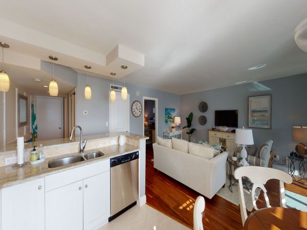 Marco Island Condo 1026847