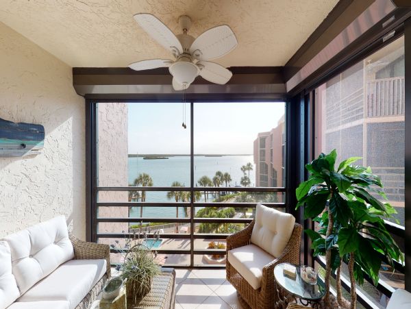 Marco Island Condo 1026847
