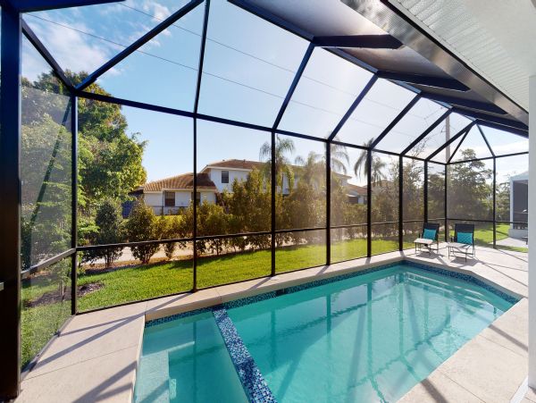 Gorgeous Vacation Pool Home in Marco Island Sleeps 7