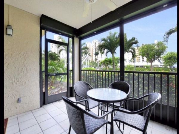 Marco Island Condo 1026851