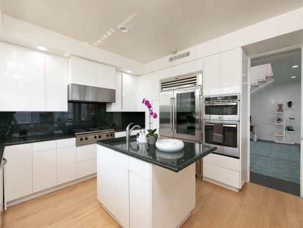 Malibu Vacation Home Four Bedroom On Beach