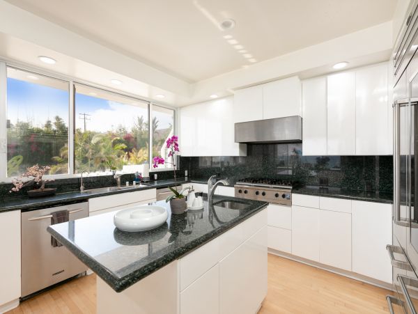 Malibu Vacation Home Four Bedroom On Beach