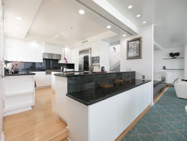 Malibu Vacation Home Four Bedroom On Beach