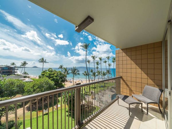 Luxury Oceanfront Vacation Condo in Kihei Two Bedroom