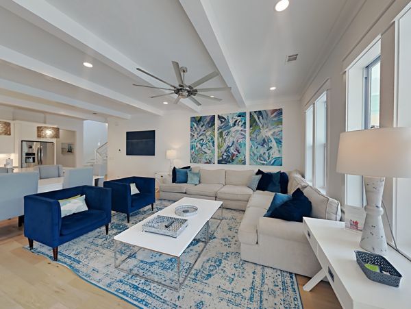 Destin Walk to Beach Six Bedroom Vacation Home with Pool