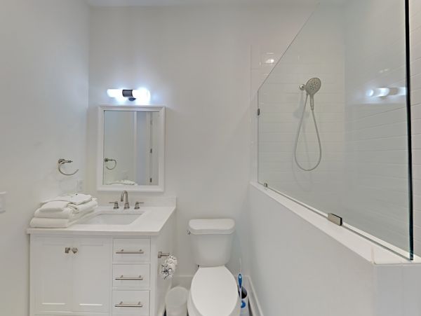 Destin Walk to Beach Six Bedroom Vacation Home with Pool