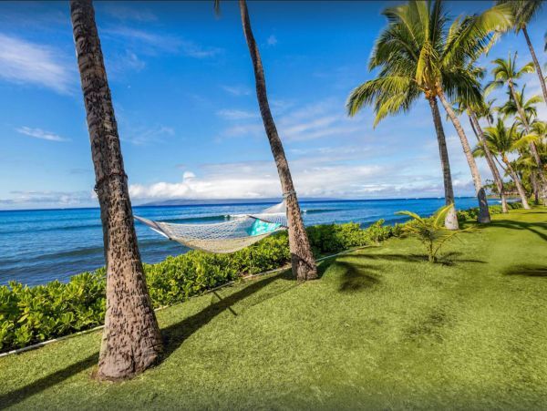 Lahaina Oceanfront Four Bedroom Vacation Home Rental