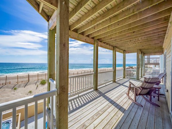 Gorgeous 6 Bedroom Oceanfront Home with Pool & Game Room