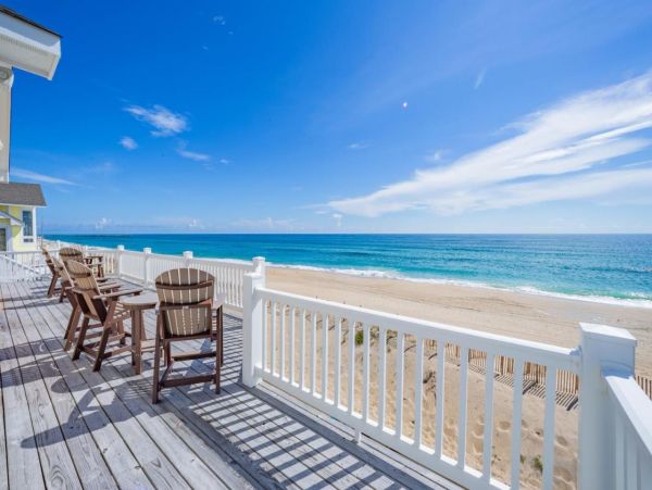 Gorgeous 6 Bedroom Oceanfront Home with Pool & Game Room