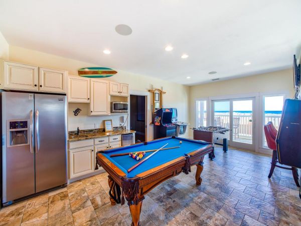 Gorgeous 6 Bedroom Oceanfront Home with Pool & Game Room