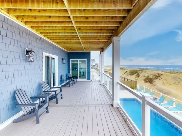 Ocean Front Eight Bedroom Vacation Home in Virginia Beach