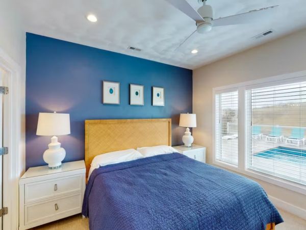 Ocean Front Eight Bedroom Vacation Home in Virginia Beach